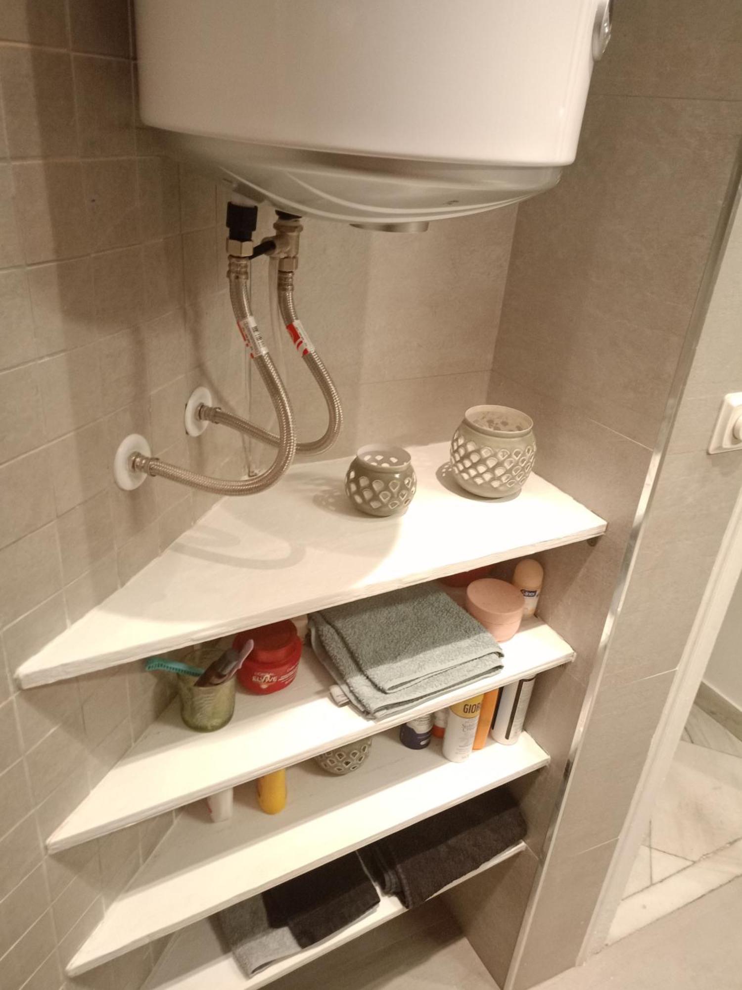 Small Stylish Room With Comfortable Queen-Size Bed In Very Large, Beautifully Decorated Shared Flat In The Historic Centre Of Малага Екстериор снимка